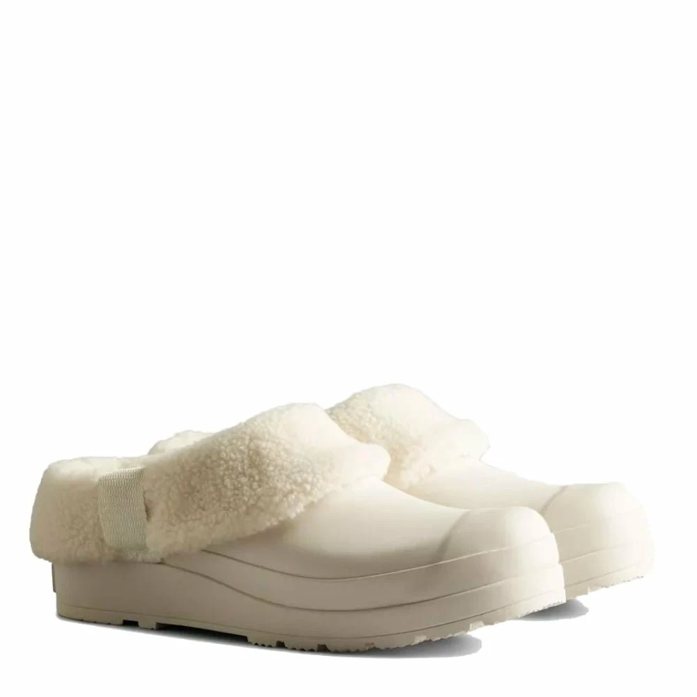 Hunter Women's Play Vegan Shearling Insulated Clogs In White - Image 2