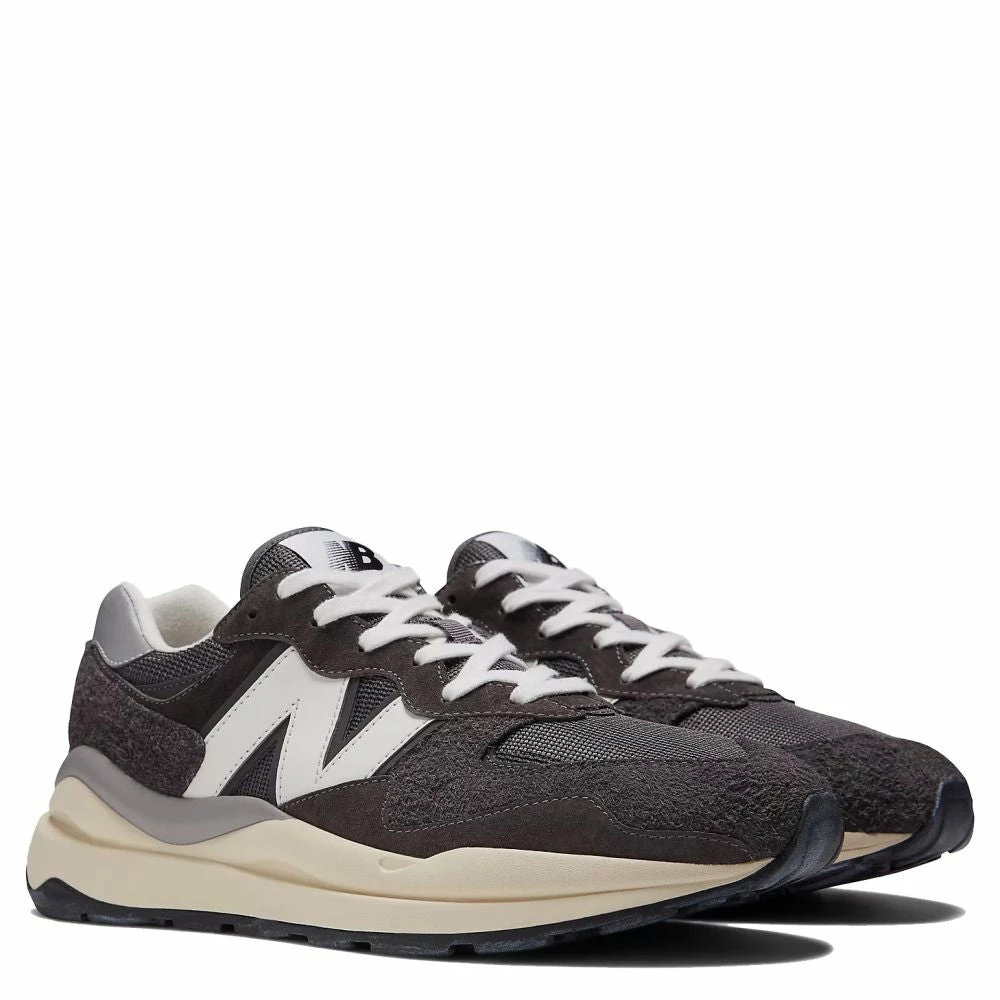 New Balance 57/40 In Magnet With Sea Salt And Black - Image 2