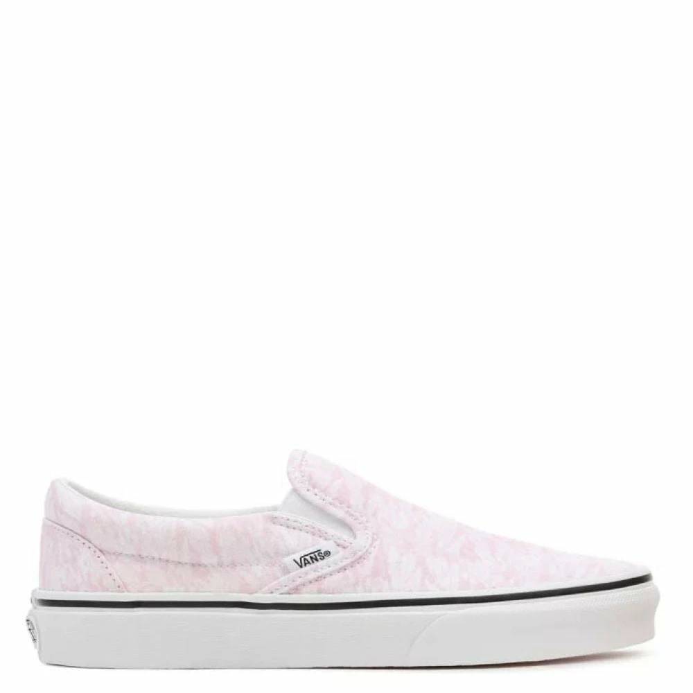 Vans Women's Washes Classic Slip-On In Cradle Pink/True White